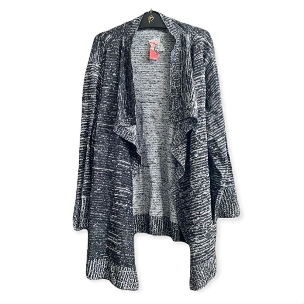 NWT Avenue open front waterfall cardigan 26/28